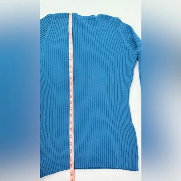 L.L. Bean Ribbed Blue Crew Neck Sweater Long Sleeve Size Medium - Picture 5 of 5